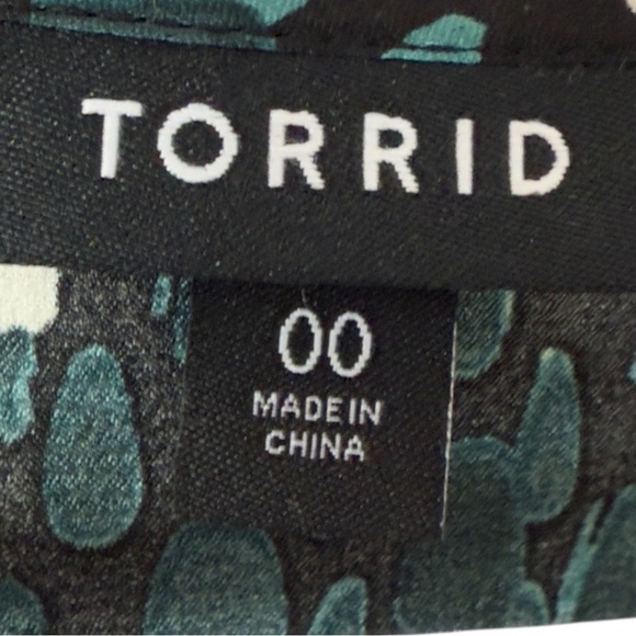 Torrid Midi Abstract Bubble Charm Flutter  Sleeve Brunch Boho Wrap Dress - Picture 11 of 12